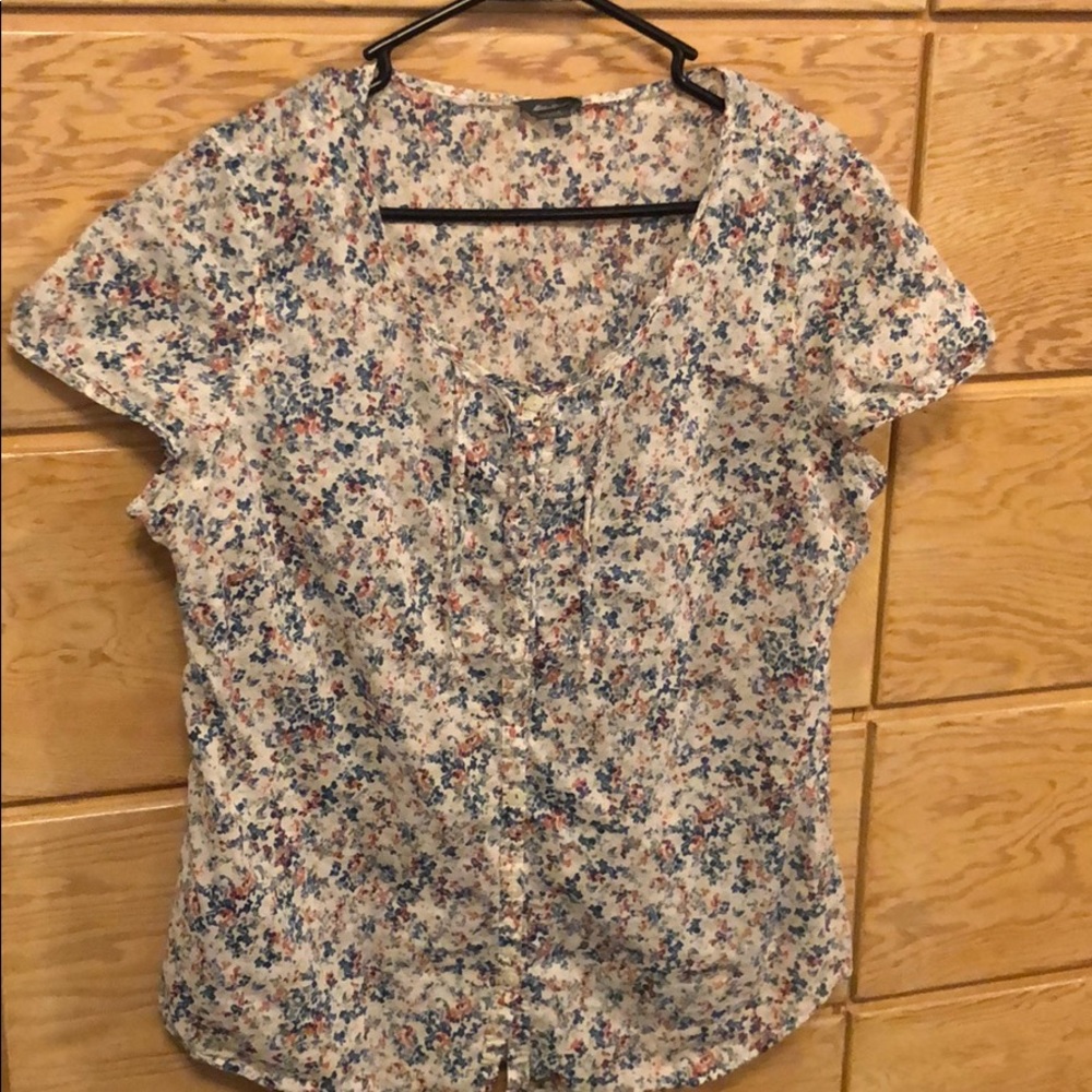Eddie Bauer floral top